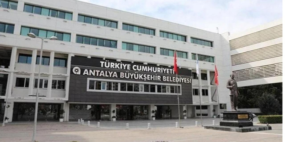 Antalya Büyükşehir Belediyesine yolsuzluk soruşturması: 10 gözaltı