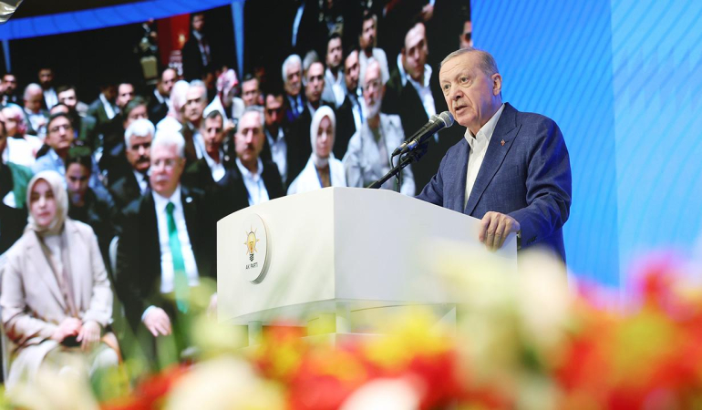 cumhurbaskani-erdogan-kamp-aa-2472139.jpg
