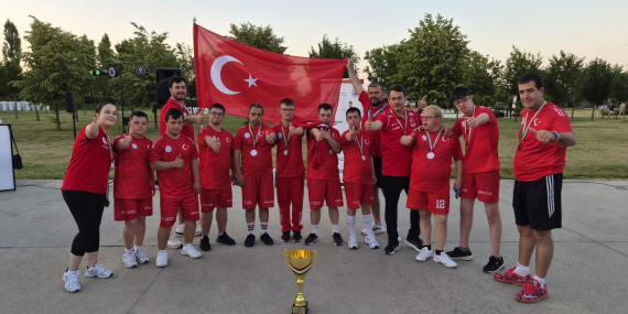 Down Sendromlu Basketbol Milli Takımı dünya ikincisi
