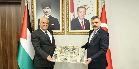 Bakan Çiftçi, Filistinli mevkidaşı ile görüştü