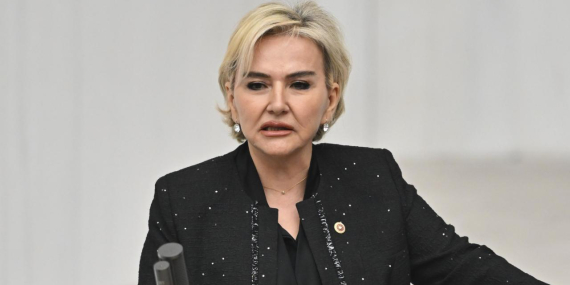 Nimet Özdemir, CHP’den istifa etti