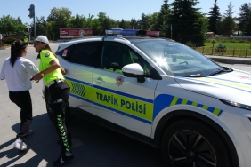 polis-ogrenci-2373310.jpg