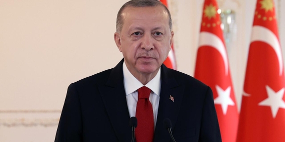 Cumhurbaşkanı Erdoğan’dan Aziz Yıldırım’a tebrik telefonu