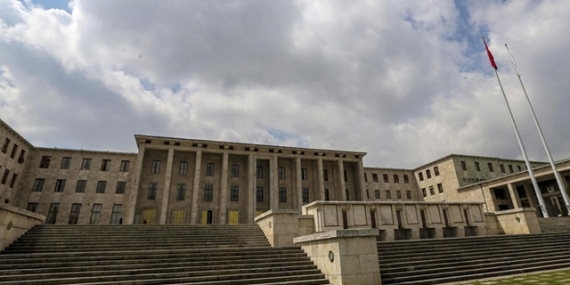 CHP grup toplantısına ziyaretçi kabul edilmeyecek