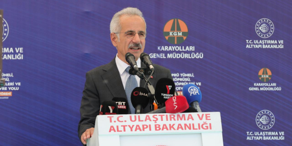 Bakan Uraloğlu: Artık dağlarda terör değil, huzur ve kalkınma kol geziyor