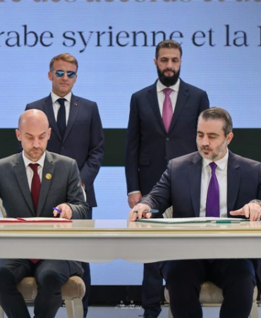 1783437730131-ara-macron-1.jpg