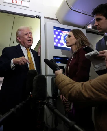 1783576262114Trump-airforce.webp.webp