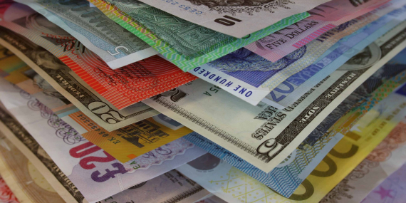 Dolar, Euro ve Sterlin güne nasıl başladı?