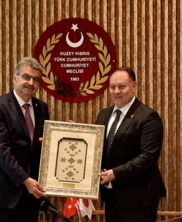 1784473314325Meclis-Baskan-Ozturkler-TC-KKTC-Parlamentolar-Aras-Dostluk-Grubu-kabul-3-so.jpg