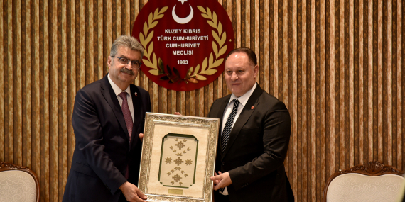Cumhuriyet Meclisi Başkanı Öztürkler, TC-KKTC Parlamentolar Arası Dostluk Grubu Heyetini Kabul Etti