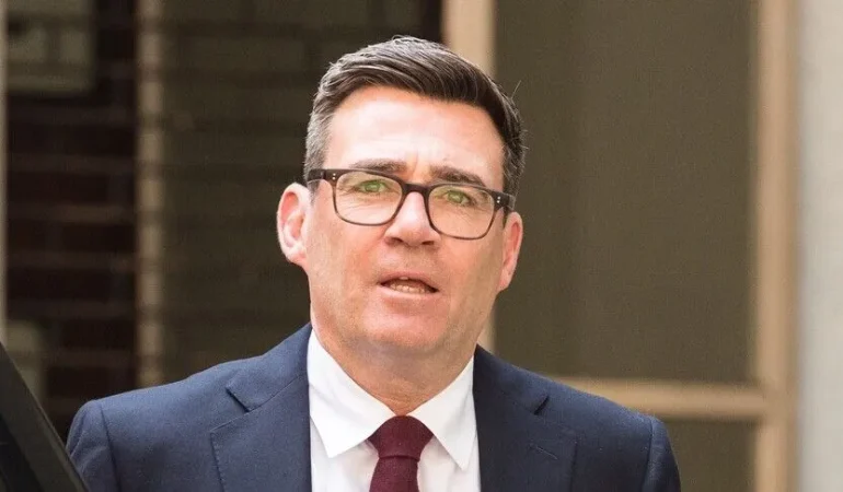 İngiltere’nin Yeni Başbakanı Andy Burnham OlduHükümeti Kurma Görevi Verildi