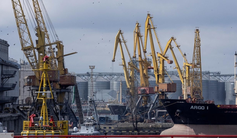 Odessa Limanı yüksek hassasiyetli silahlarla vuruldu