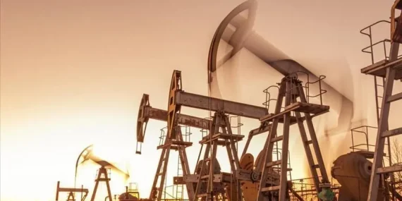 Brent Petrolün Varil Fiyatı 99,63 Dolara Geriledi