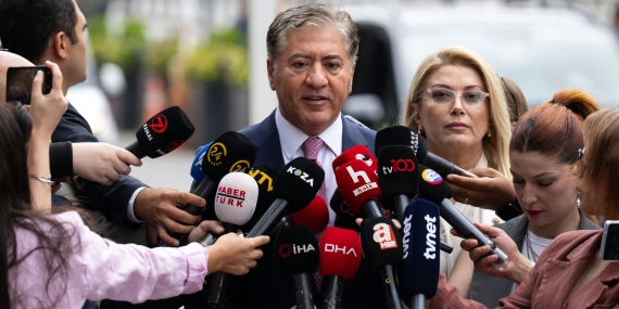 Yeni Parti’nin kuruluş dilekçesi Türkiye İçişleri Bakanlığına teslim edildi