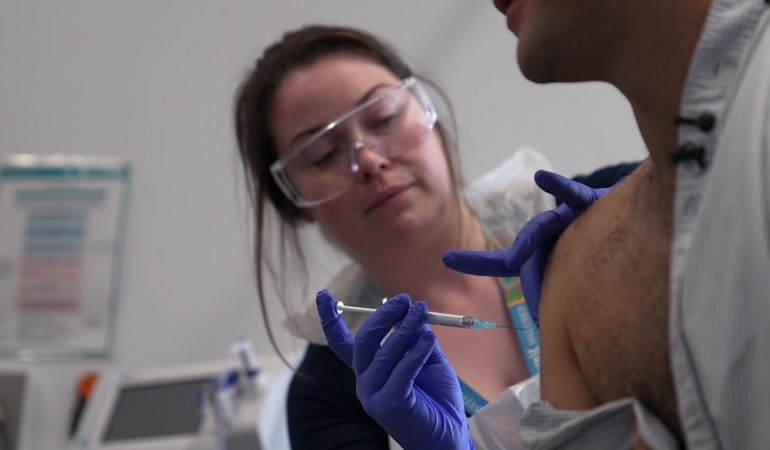 Ebola’nın Ölümcül Türüne Karşı Geliştirilen Yeni Aşı İlk Kez İnsanda Denendi