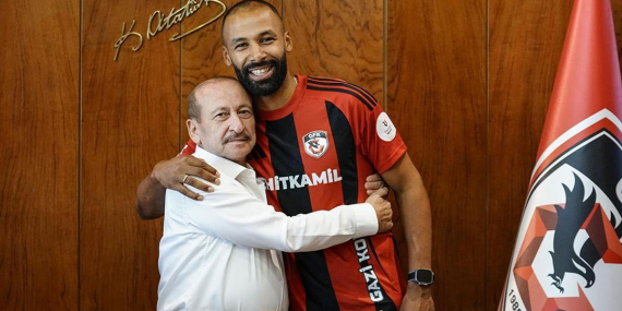 Son Dakika Spor Haberi | Gaziantep FK, Nazım Sangare ile nikâh tazeledi