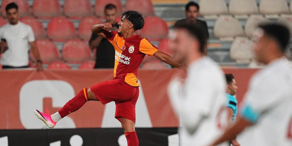 Galatasaray, hazırlık maçında Ümraniyesporu 5-1 Yendi