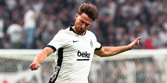 Salih Özcan, Beşiktaş’taki ilk maçının ardından duygularını dile getirdi