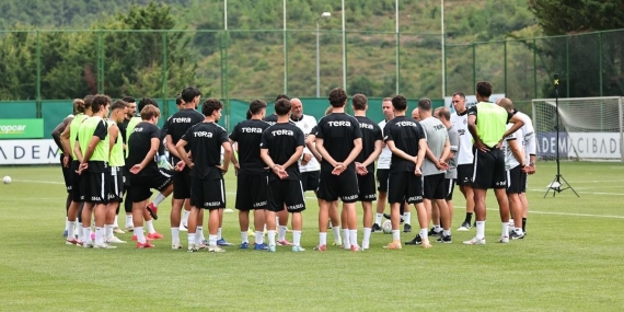 Beşiktaş, Midtjylland maçı hazırlıklarına ara vermeden başladı