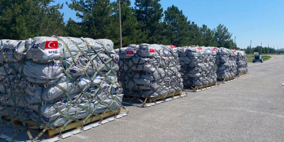 Türkiye, Venezuela’ya 30 ton insani yardım malzemesi gönderdi