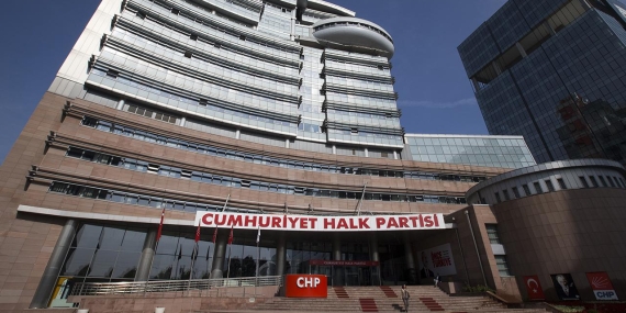 CHP’de 4 il başkanı görevden alındı