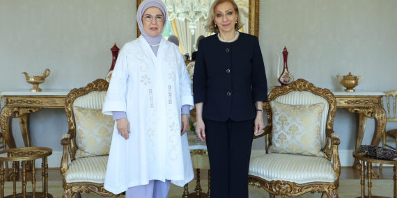Emine Erdoğan Lübnan Başbakanı’nın eşi Sahar Selam ile görüştü