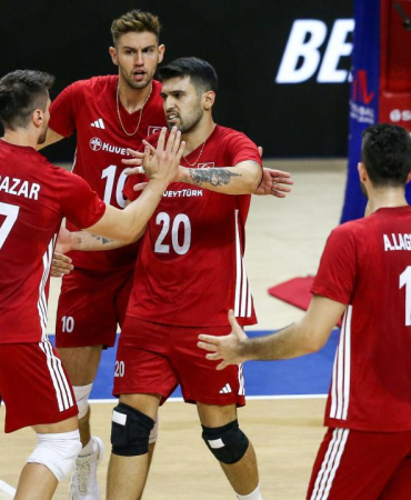 erkek-voleybol-aa-2476185.jpg