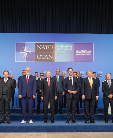 nato-aile-fotografi-aa-2474773.jpg