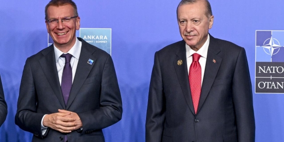 Cumhurbaşkanı Erdoğan, Rinkevics ile görüştü