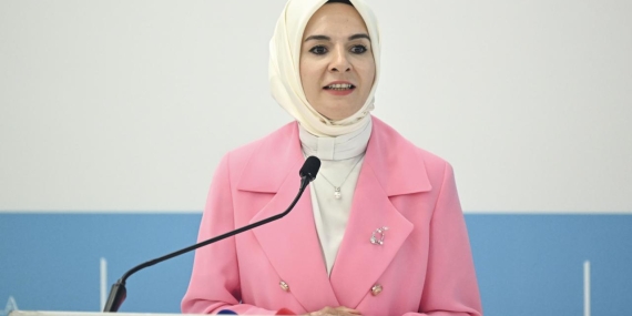 Bakan Göktaş: Muhalefeti çamur siyasetinden çıkmaya davet ediyorum