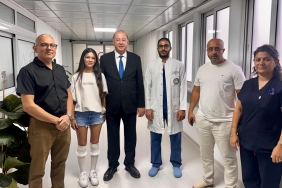 1789484321927Nalbanto-lu-hastanesinde-kalp-ameliyat-nda-ilk.jpeg