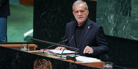 İran Cumhurbaşkanı, BM Genel Kurulu’nda “diplomasiye hazırız ancak savaştan korkmuyoruz” mesajı verdi
