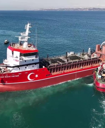 1790427214210uab-mavi-vatan-2491264.jpg