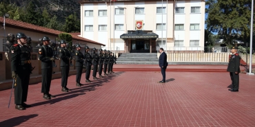 1790603968043cumhuriyet-meclisi-ba-kan-ziya-zt-rkler-1-.jpeg