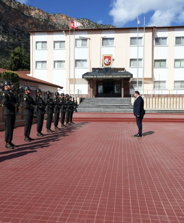 1790603968043cumhuriyet-meclisi-ba-kan-ziya-zt-rkler-1-.jpeg