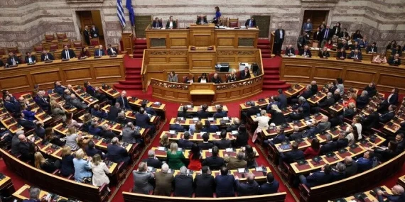 Yunanistan’da PASOK’tan hükümete silahlanma programlarında şeffaflık çağrısı