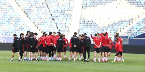 4 büyükler, milli takımlara 57 futbolcu gönderdi
