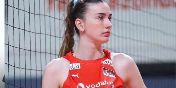 DİLAY ÖZDEMİR KİMDİR, KAÇ YAŞINDA, NERELİ? Voleybolcu Dilay Özdemir Hangi Takımlarda Forma Giydi? Filenin Sultanları’nın Genç Yıldızı