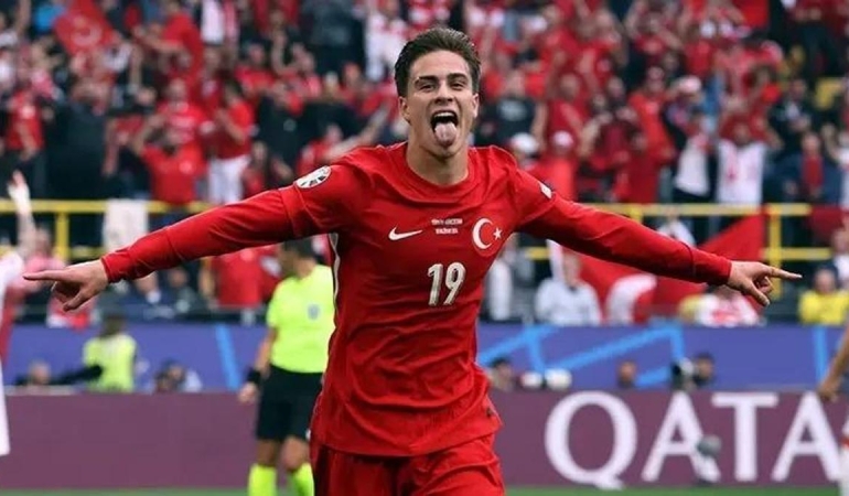 KENAN YILDIZ NEDEN YOK? Türkiye Fransa maç kadrosu Kenan Yıldız, Orkun Kökçü ve Hakan Çalhanoğlu neden oynamıyor?