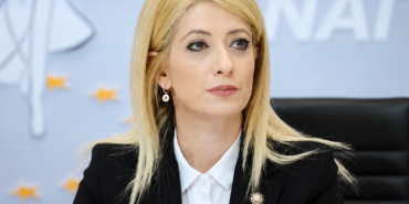 7a6d4ae0-5b4f-46f4-88e5-064db2fb08d9