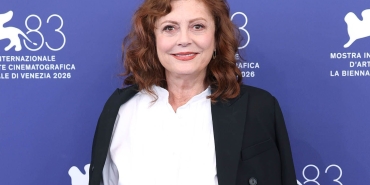 Susan-Sarandon-The-Echo-Chamber-Photocall-090626-8f5b3b75fcd94e97a802f8795c44e05f