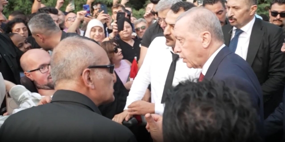 Cumhurbaşkanı Erdoğan’ın Samsunlu engelli genç Emre’yle sohbetinin görüntüleri paylaşıldı