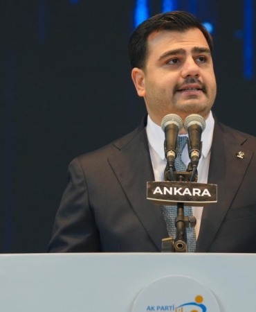 eyup-kadir-inan-2487861.jpg