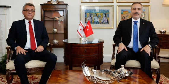 Dışişleri Bakanı Fidan, KKTC Cumhurbaşkanı ve Dışişleri Bakan ile görüştü