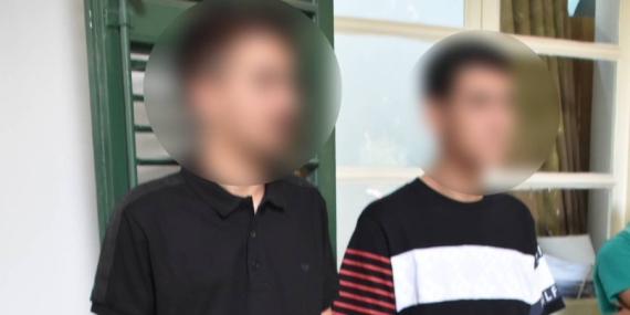 LEFKOŞA’DA GALERİ KUNDAKLAMA DAVASINDA 2 ZANLI CEZAEVİNE GÖNDERİLDİ