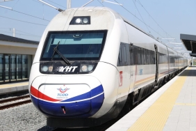 yht-aa-2466823.jpg