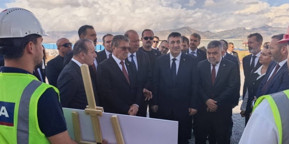 Üstel Ve Yılmaz Yeni Lefkoşa Hastanesi Şantiyesini Gezdi