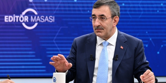 CUMHURBAŞKANI YARDIMCISI CEVDET YILMAZTÜRKİYE CUMHURİYETİ GÜÇLÜDÜR VE KKTC’NİN YANINDA OLMAYI SÜRDÜRECEKTİR