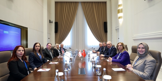 CUMHURİYET MECLİSİ BAŞKANI ÖZTÜRKLER, BİŞKEK’TE TBMM BAŞKANI KURTULMUŞ İLE BİR ARAYA GELDİ