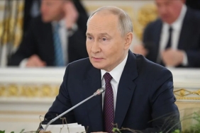 1792936184144putin-avrupadaki-protestolarin-nedeni-yonetimlerin-kendi-hatalari-xroa.jpg